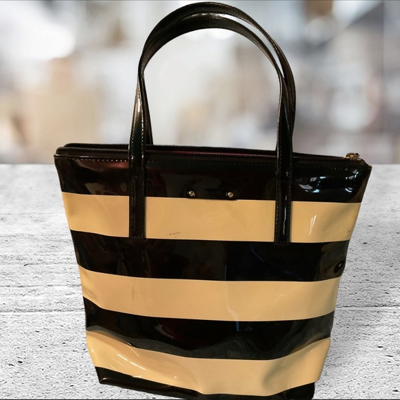 🎈** KATE SPADE Penn Valley Sophie Bag - Picture 1 of 12